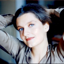 Geraldine Casey2